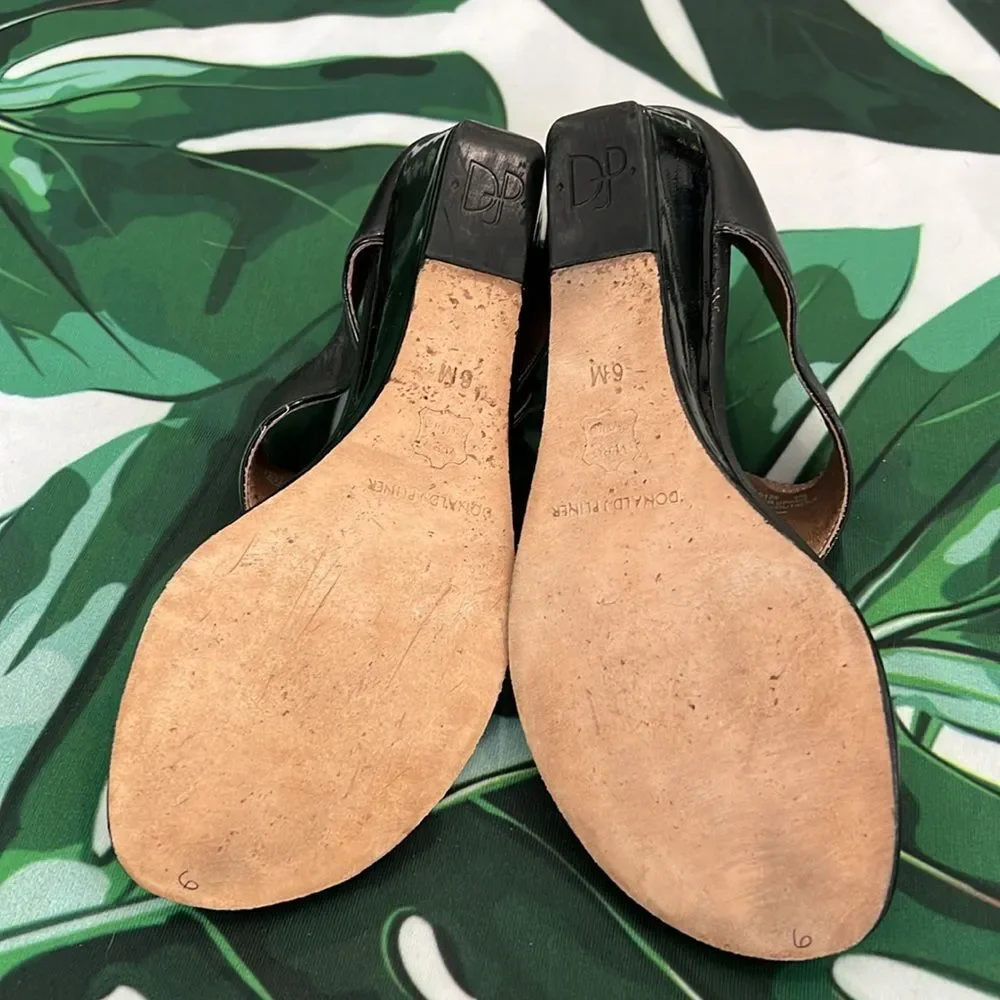 * Donald J Piner, black, leather wedge sandals